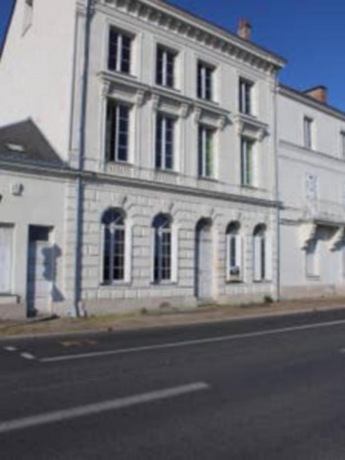 Appartement De Charme Bord De Loire Saumur Bagian luar foto